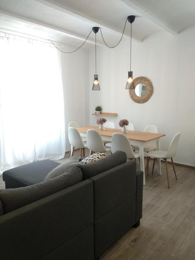 Can Silvestre Besalu Ngoại thất bức ảnh