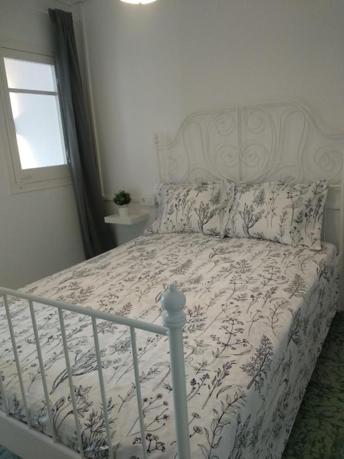 Can Silvestre Besalu Ngoại thất bức ảnh